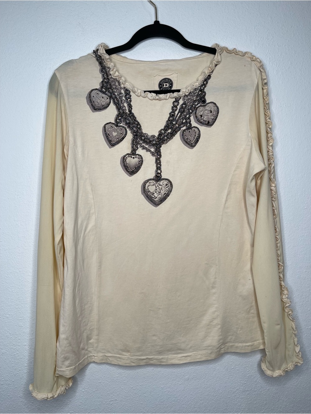 Double D Ranch Beige Long Sleeve Round Neck Beaded Heart Ruffle Top L